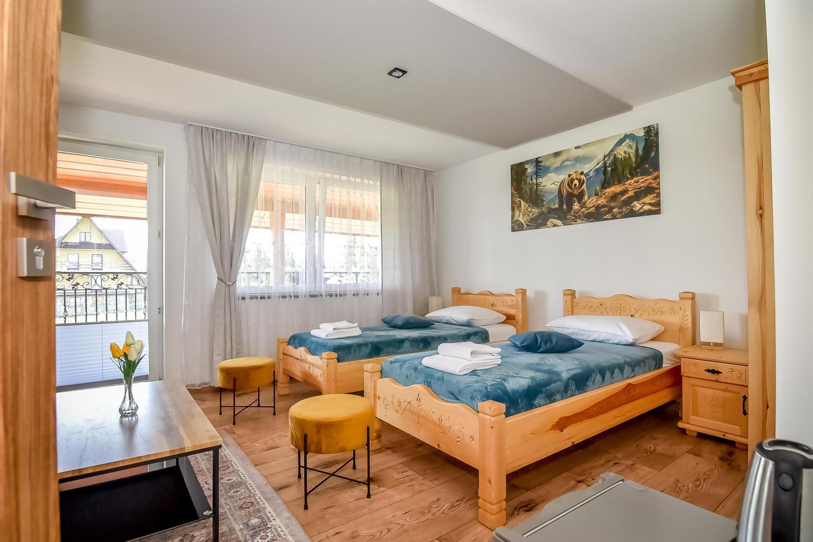 Two-Bedroom Apartment with Mountain View at Apartamenty & Pokoje Palenice Szaflary